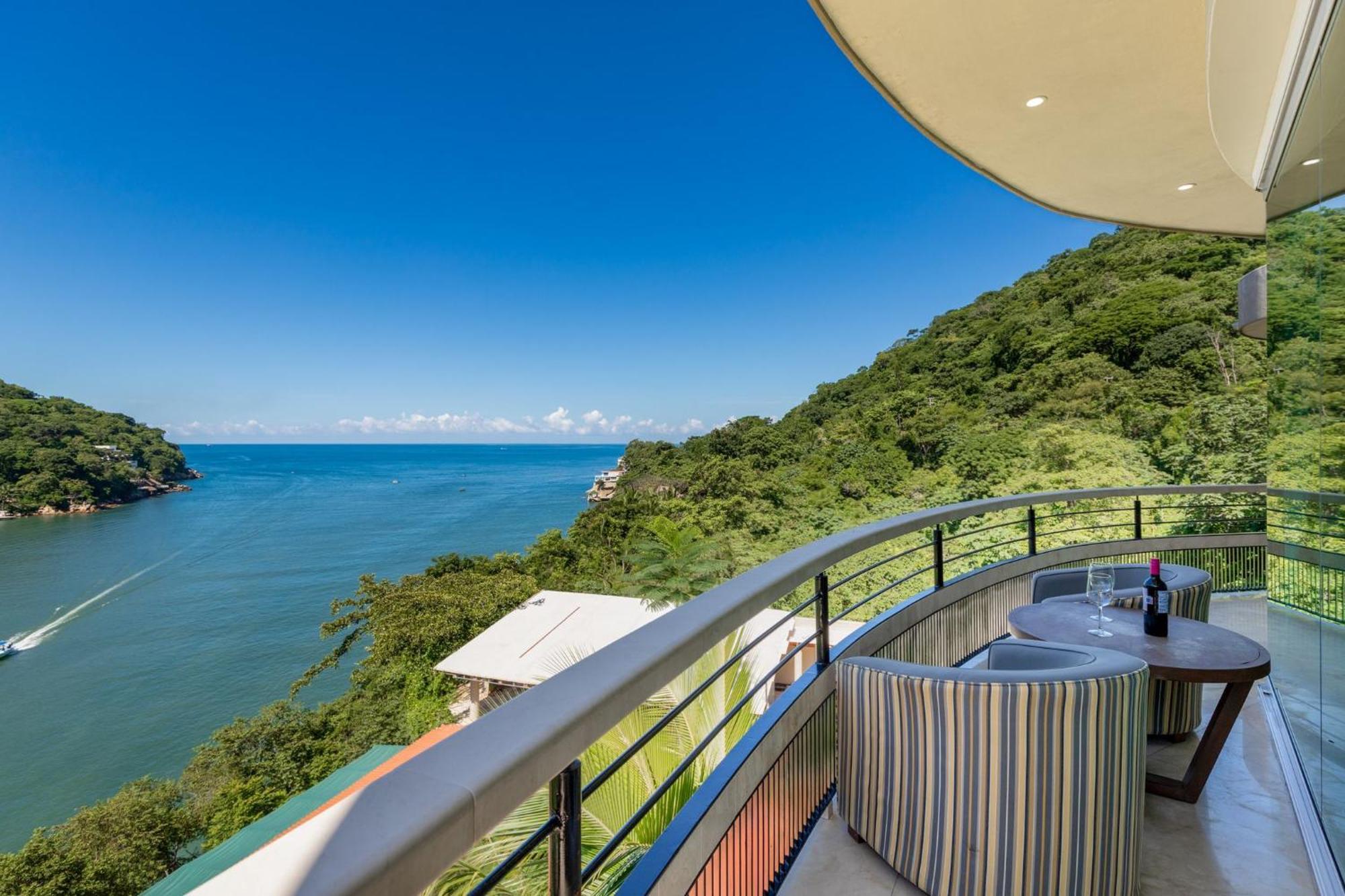 Truly The Finest In Puerto Vallarta. Luxury With Incredible Views Villa *